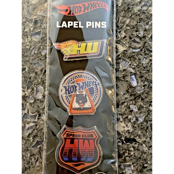 Hot Wheels Lapel Pins Set Of 3! RARE FIND 🏎️ NEW Hot Wheels Collectors Gift - Picture 2 of 3